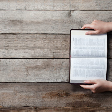 11 Ways to Boost Your Bible Reading in The New Year
